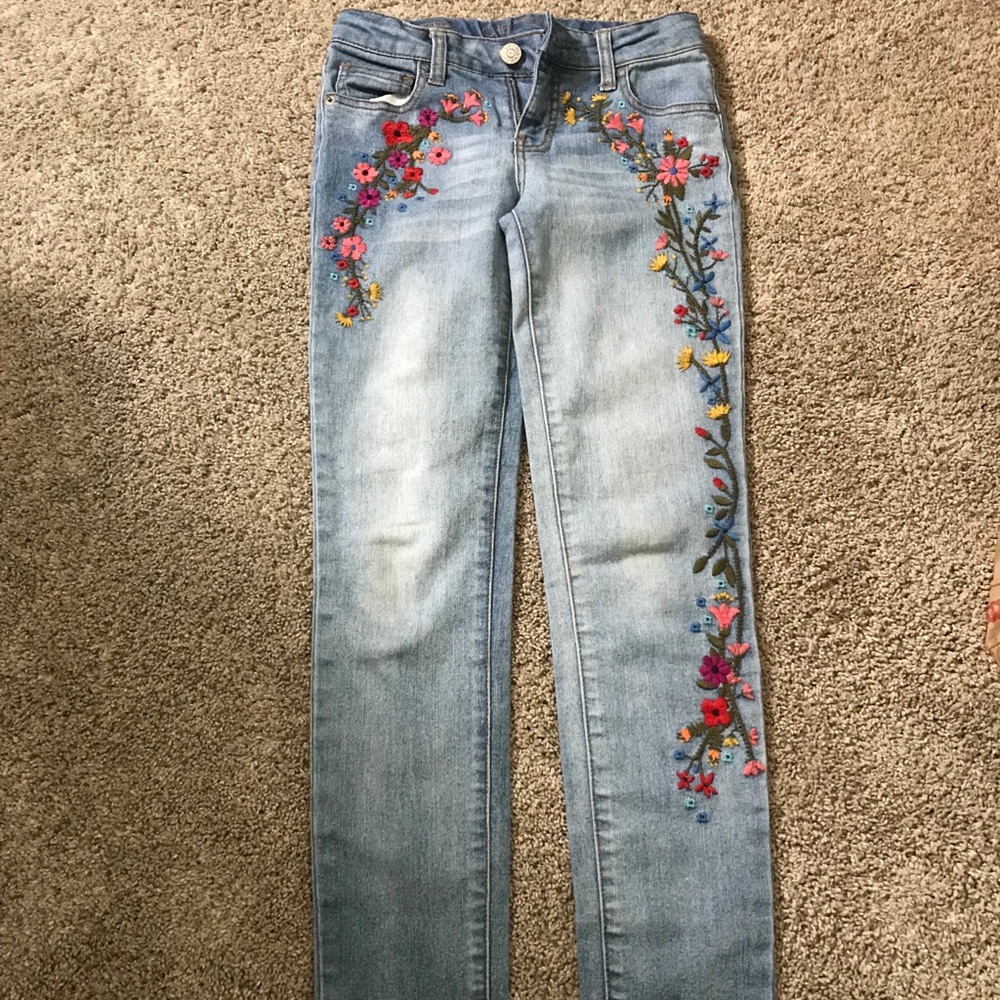Embroidered Skinny Jeans
